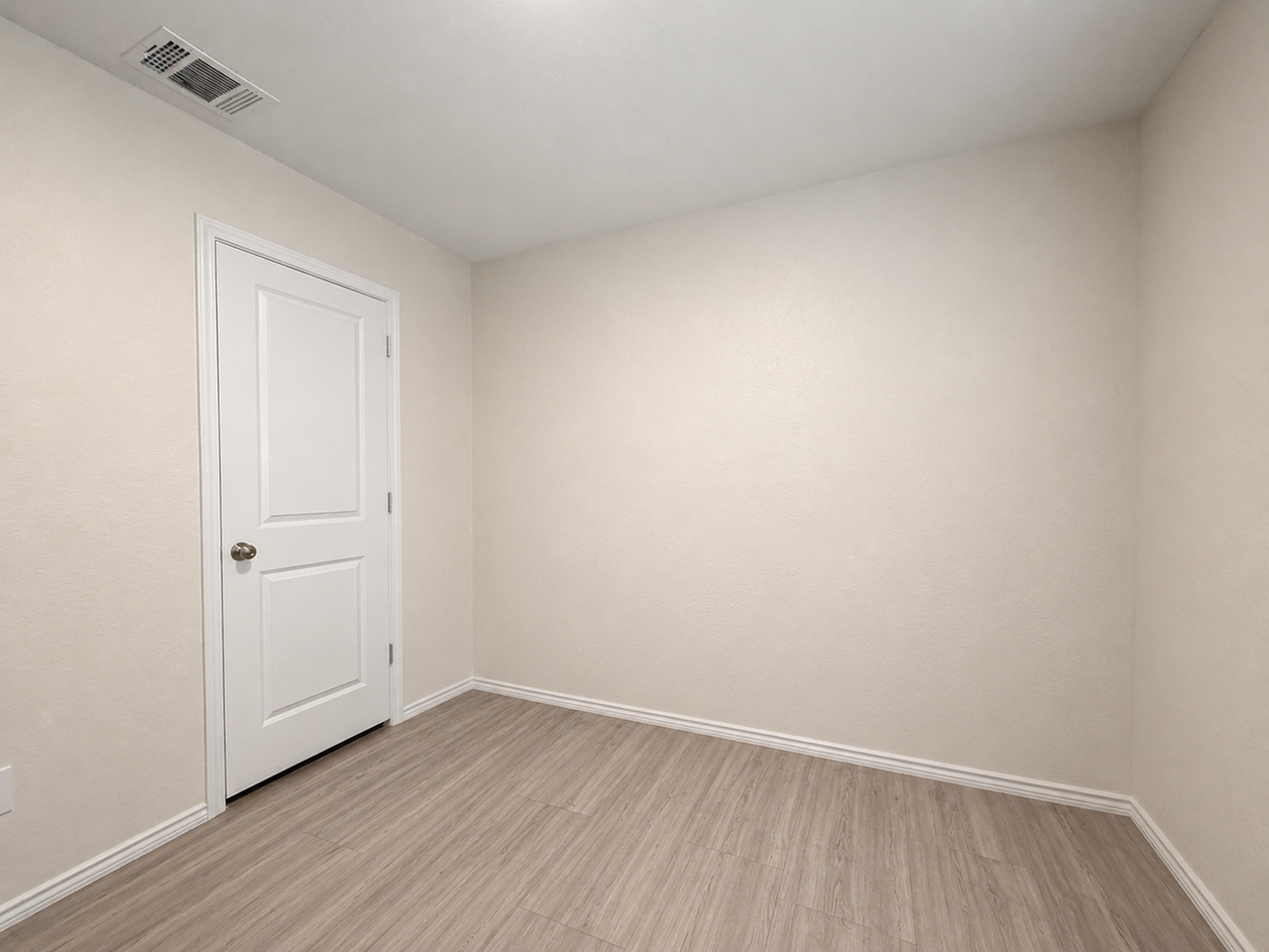 6935 Tides Trl - Photo 5 of 22
