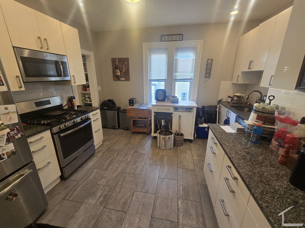106 Summer St - Photo 4 of 6