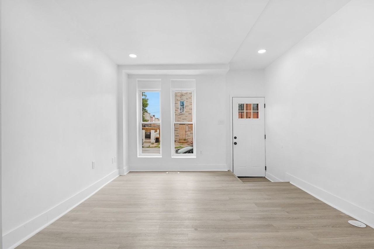 2213 E Madison St - Photo 6 of 31