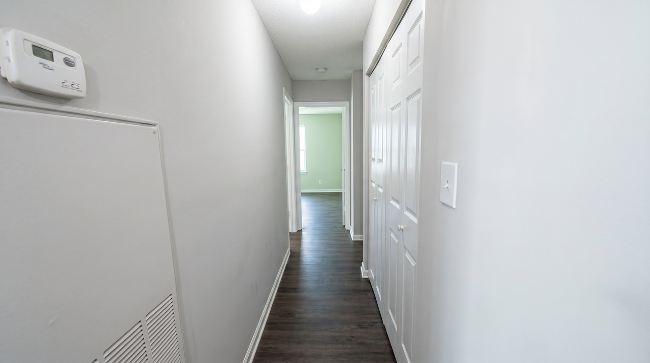 Vista Commons Apartments - Photo 6 of 39
