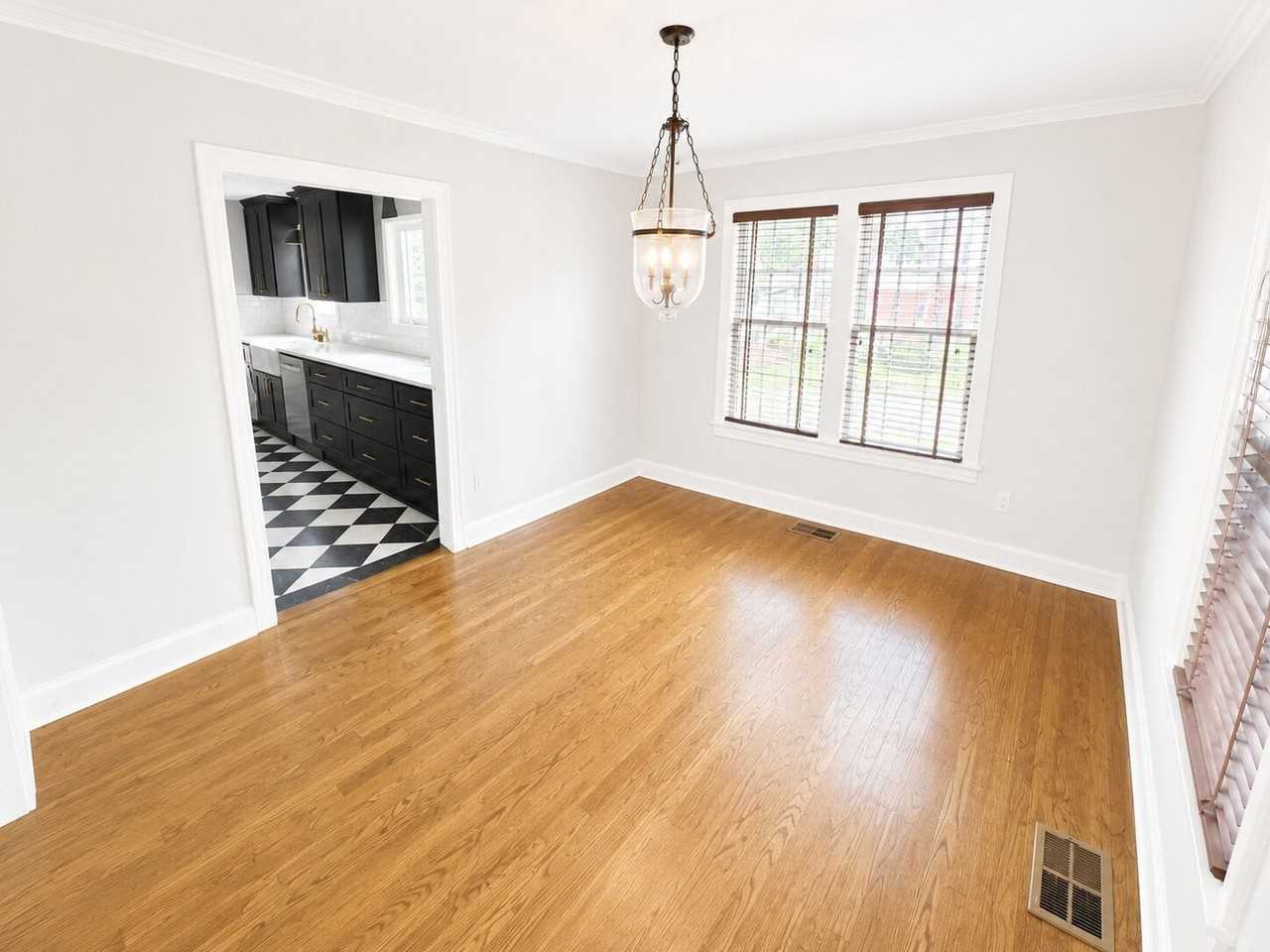 4204 Fairfield Ave - Photo 4 of 11
