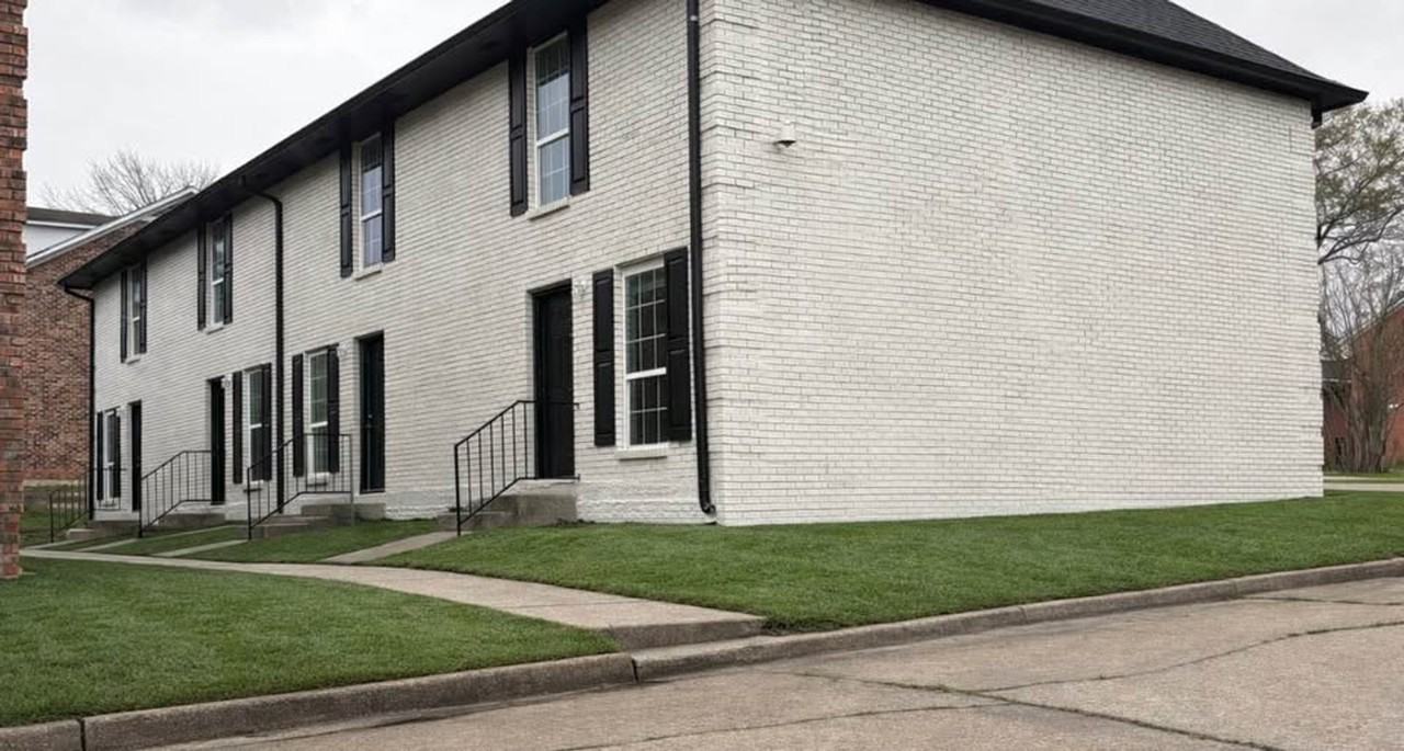 101 Plantation Place Dr #1 - Photo 2 of 13