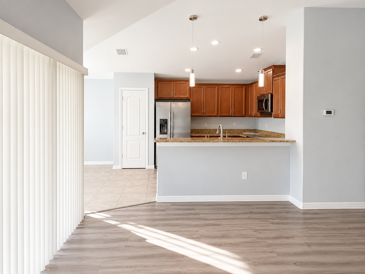 18686 Dobson Dr - Photo 5 of 13