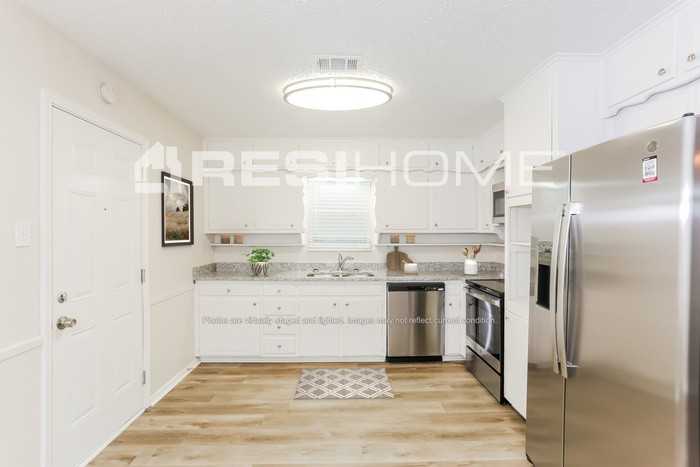 1300 Prelude Dr - Photo 2 of 17
