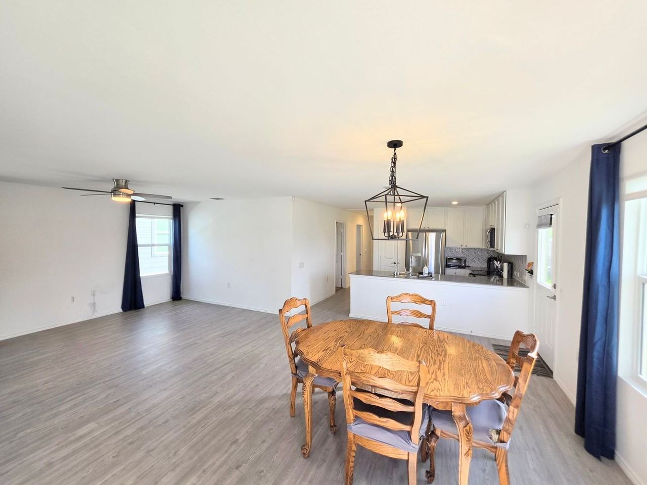1031 Magrum Way - Photo 7 of 36