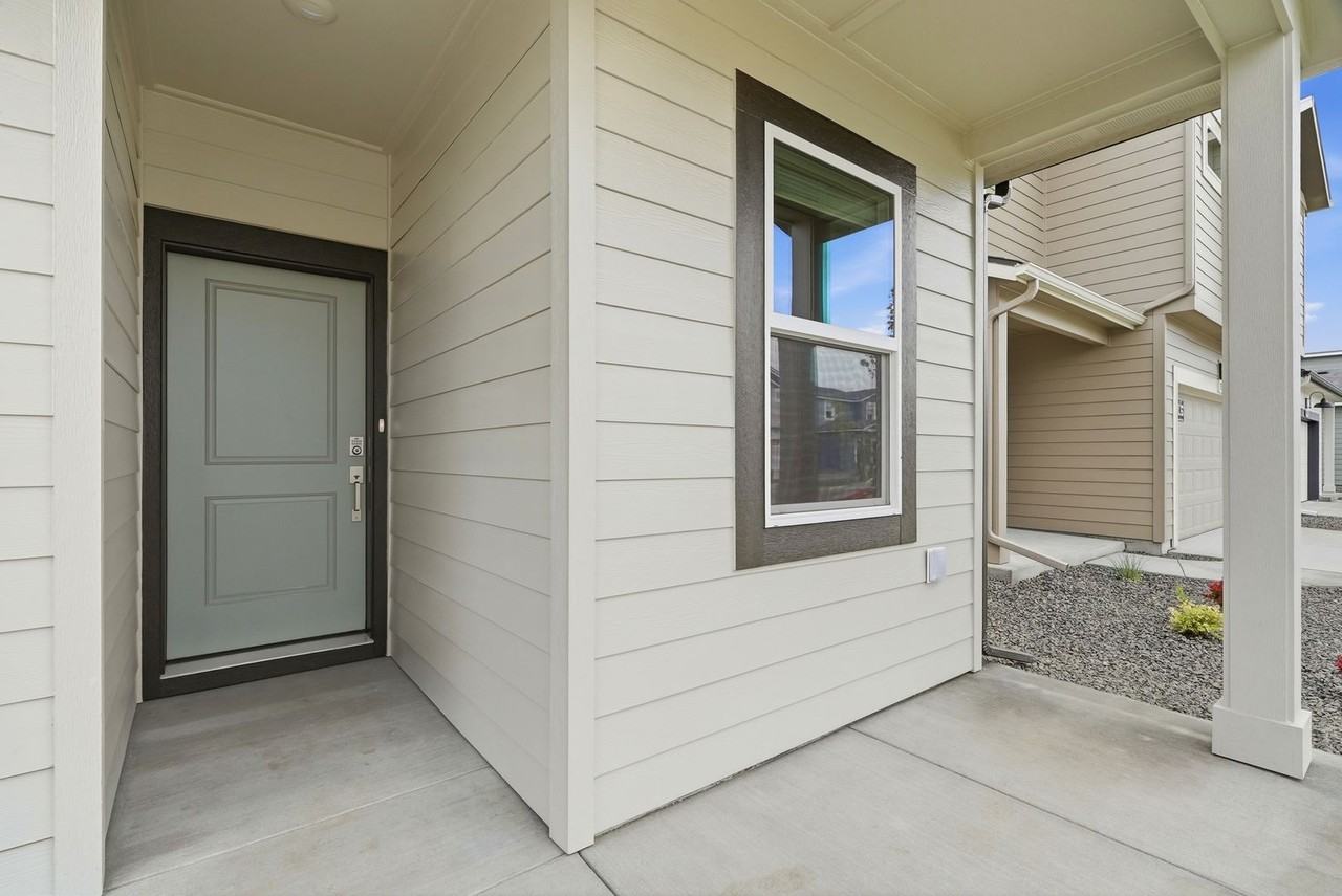 3693 S Mccabe Ln - Photo 2 of 39