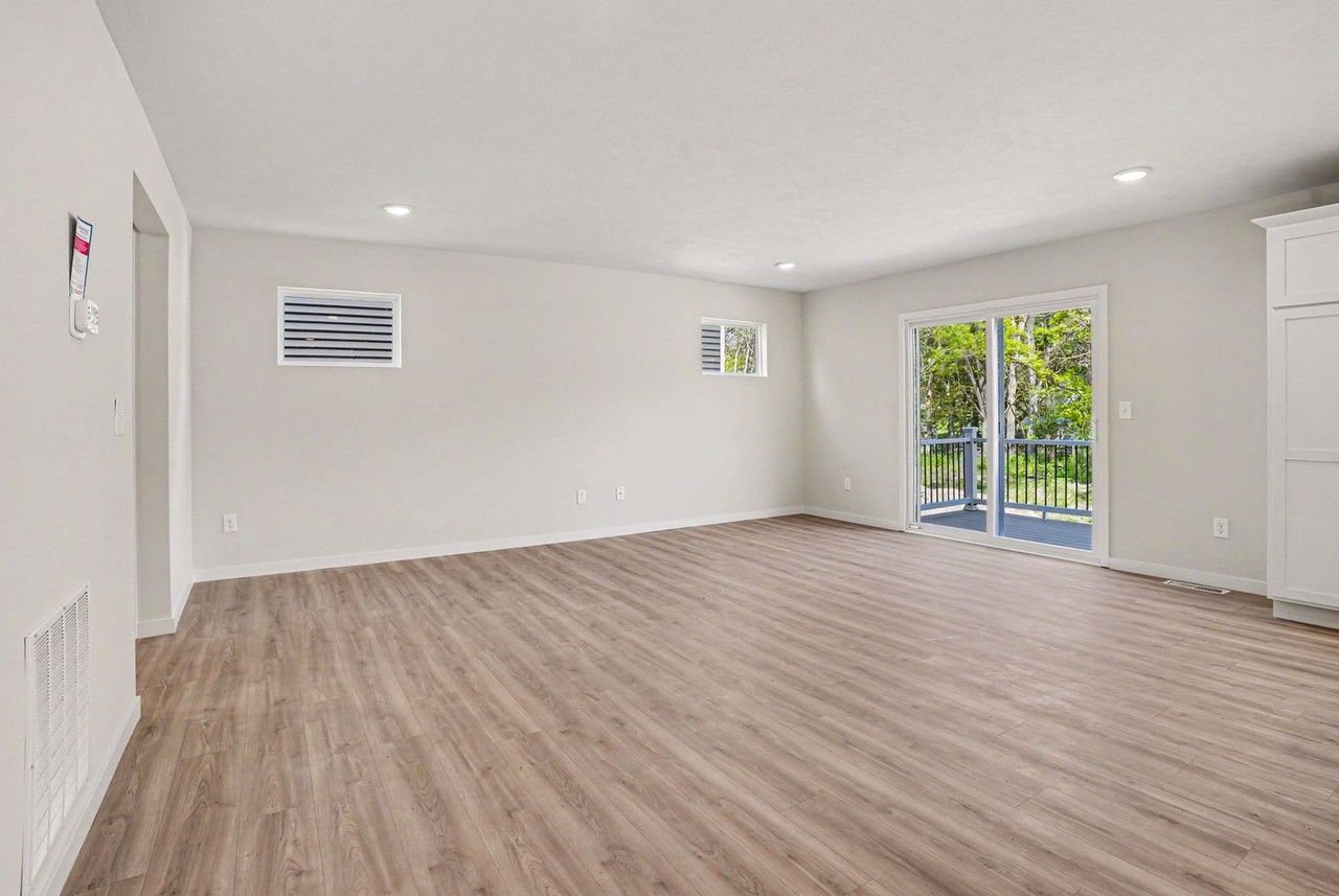 360 Sherman St - Photo 5 of 21