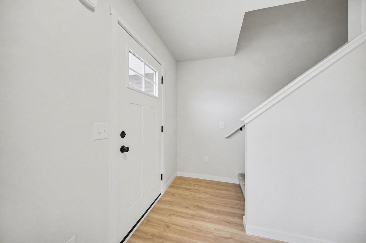 1097 1097 Vertex Circle - Photo 7 of 21