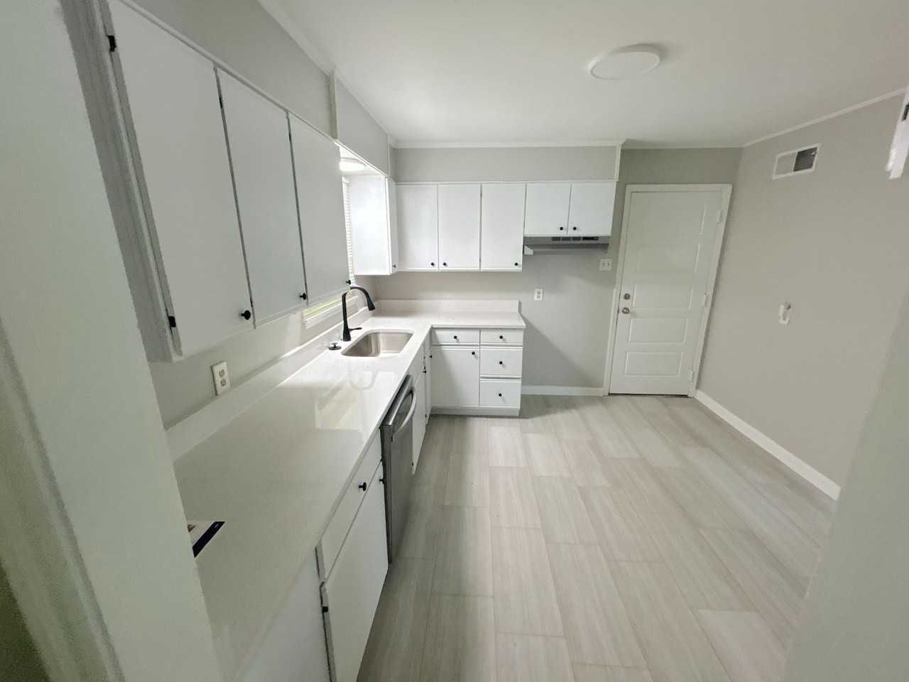 4349 Cedar Hills Rd - Photo 2 of 9