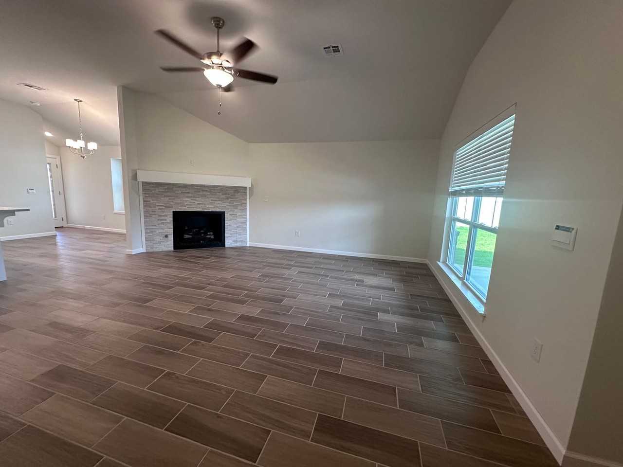4008 Caraway Ln - Photo 3 of 17