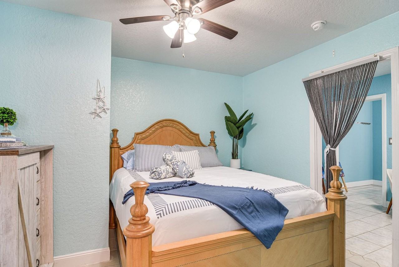340 78th Ave - Photo 7 of 27