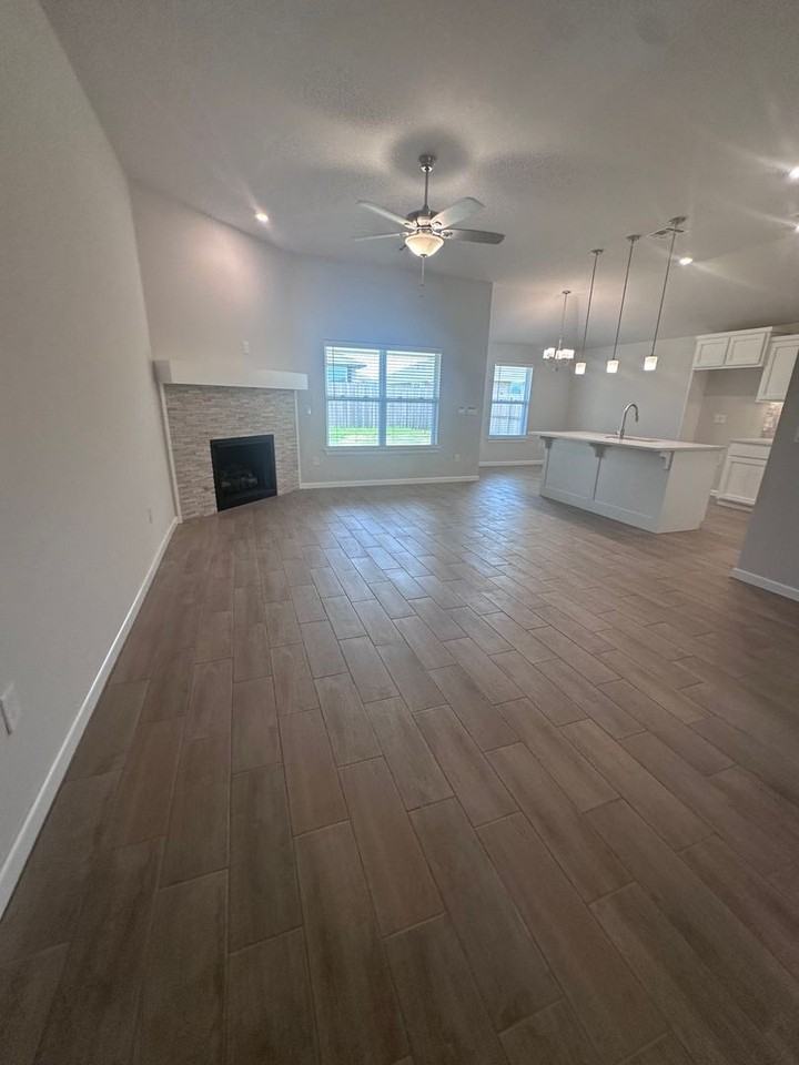 4021 Caraway Ln - Photo 2 of 14