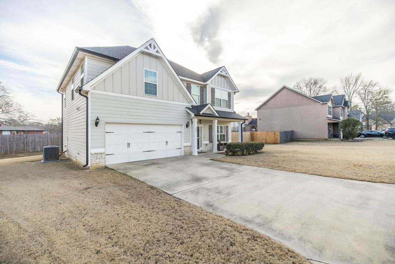 209 Adirondac Way - Photo 2 of 34