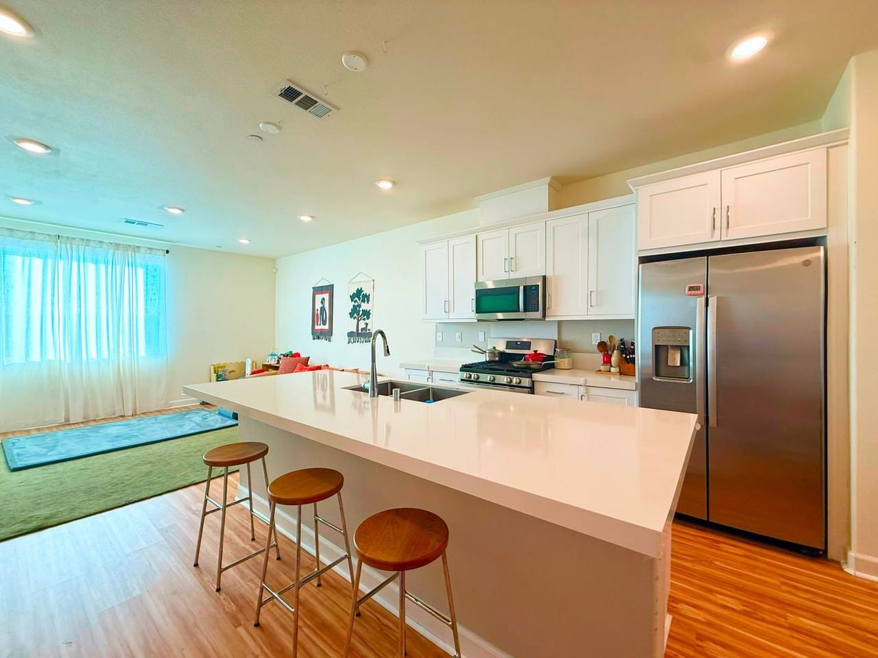 1859 Montage Ave - Photo 7 of 11