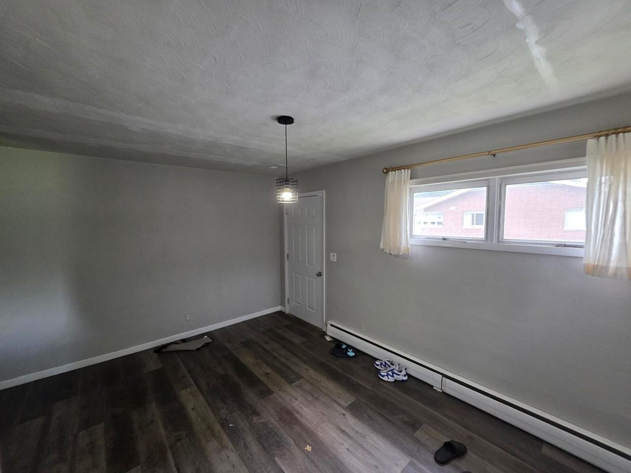 2726 N Salisbury St - Photo 7 of 15