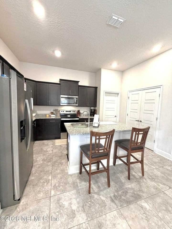 3085 Laurel Springs Dr - Photo 2 of 24