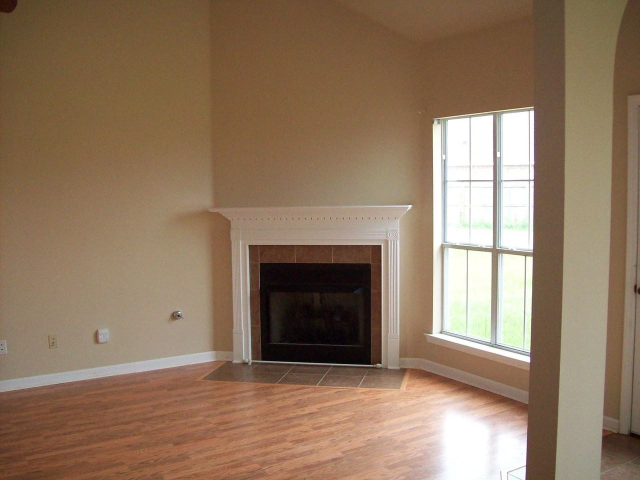 26043 Wimbledon Ave - Photo 5 of 27