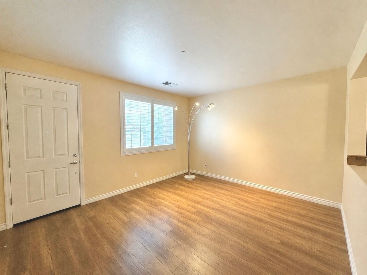 8210 Prentice Hall Dr - Photo 2 of 13