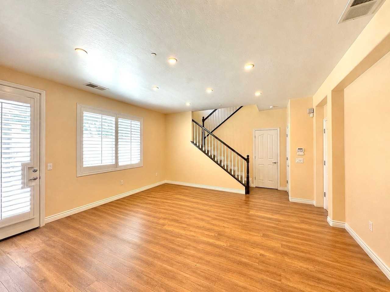 8210 Prentice Hall Dr - Photo 5 of 13