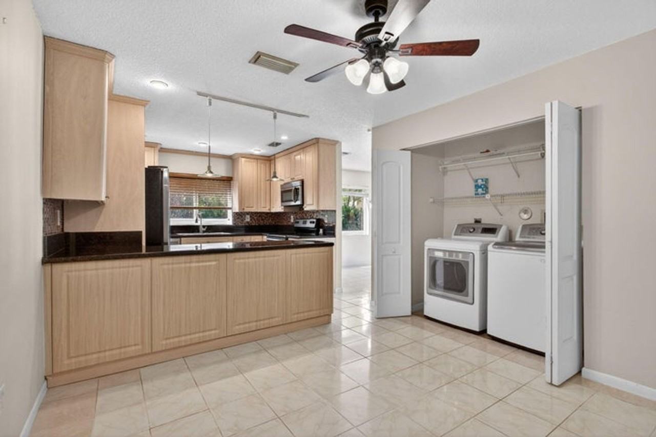 9812 Nw 2nd Ct - Photo 4 of 19