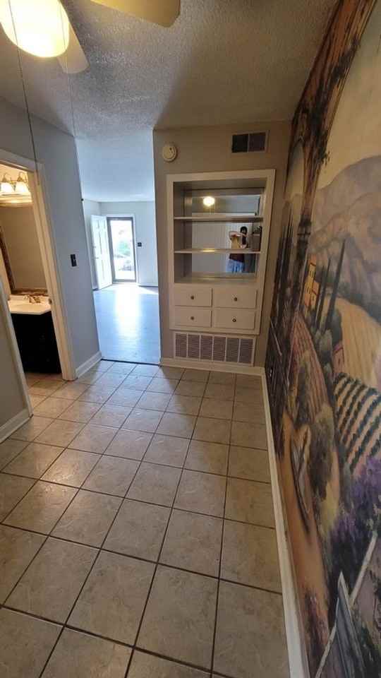 160 17th Street Pl Nw #B1 - Photo 5 of 13