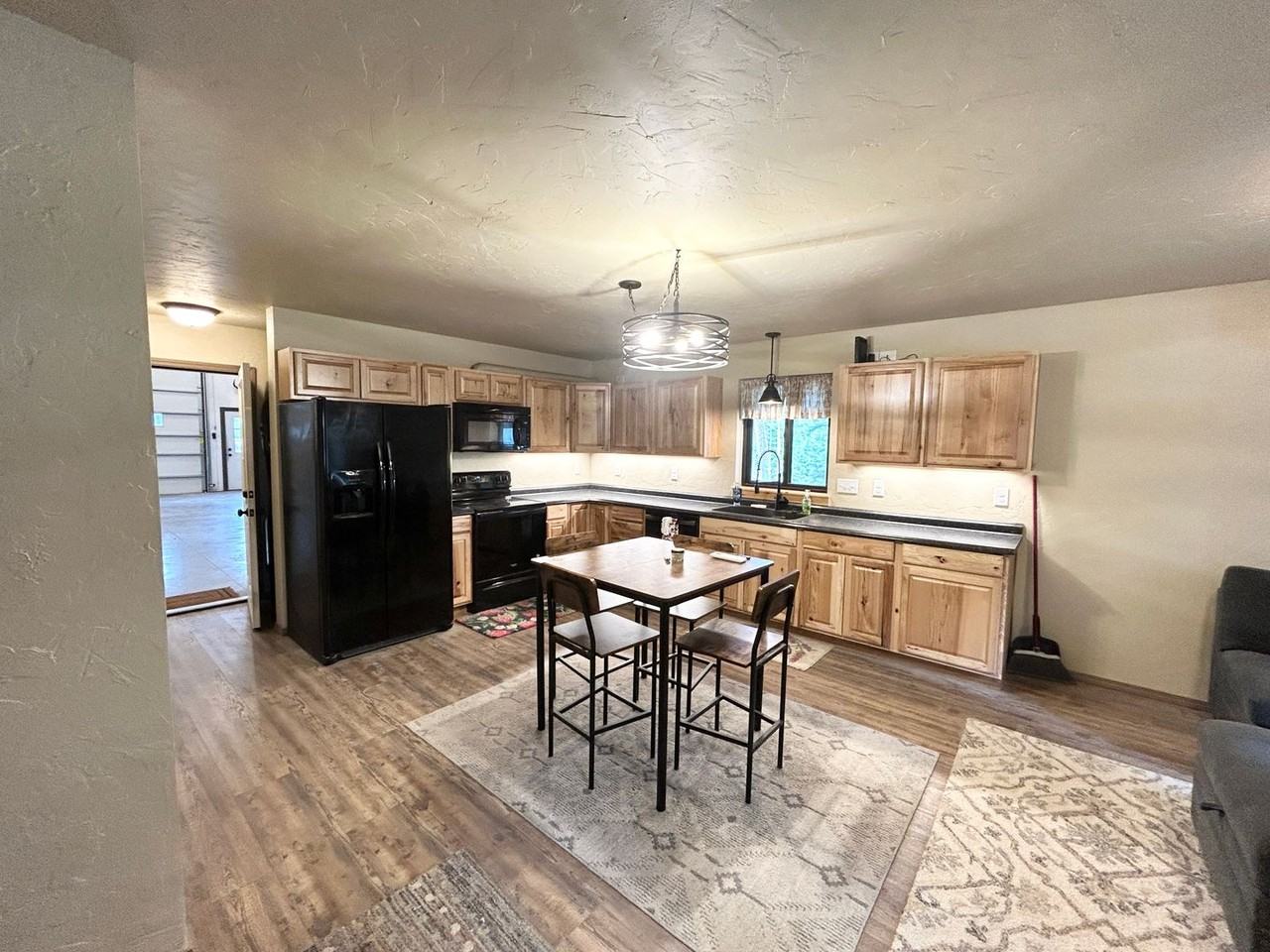 287 Springhill Rd - Photo 2 of 37