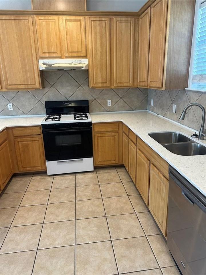 5401 Evans Ave - Photo 3 of 13
