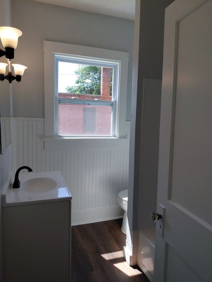 1008 Sw 17th St - Photo 7 of 10
