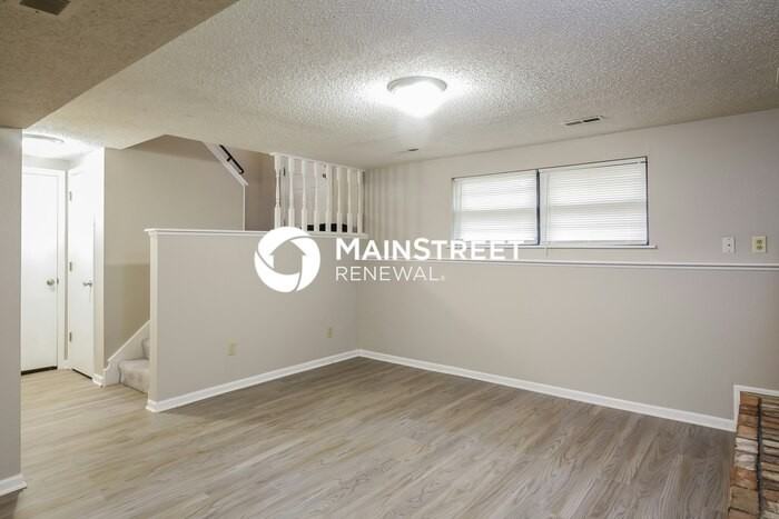 11419 E 58th Ter - Photo 3 of 17