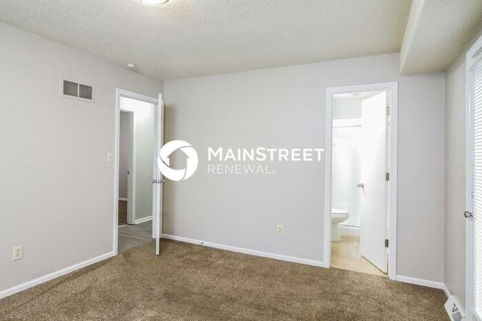 11419 E 58th Ter - Photo 7 of 17