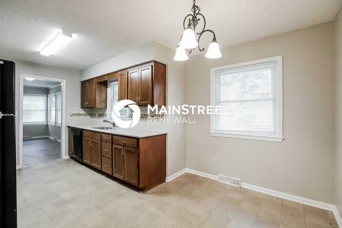 516 Concord St - Photo 4 of 17