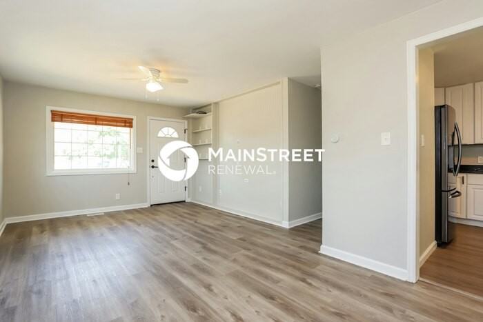 8970 Poze Blvd - Photo 3 of 16