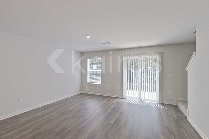 364 Ironwood Ct - Photo 2 of 26