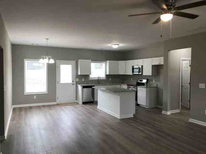 261 Charlotte Cir - Photo 2 of 22
