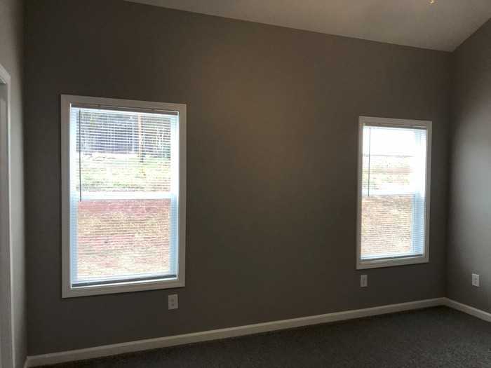 261 Charlotte Cir - Photo 5 of 22
