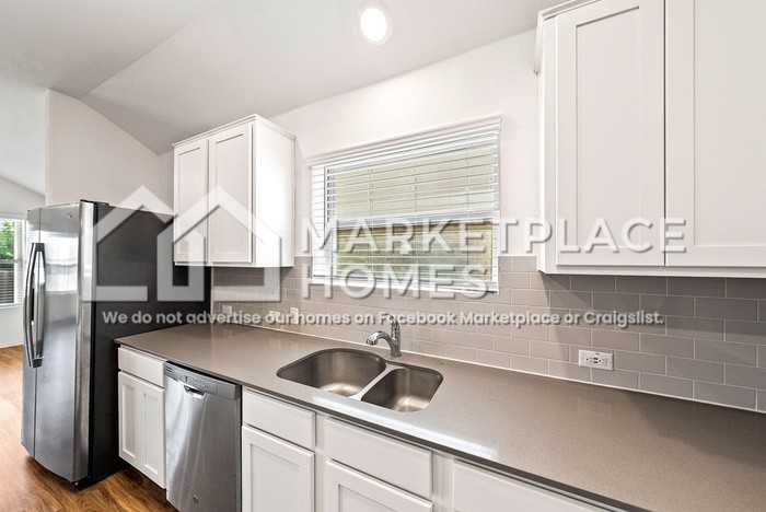 3416 Pauling Loop - Photo 7 of 37