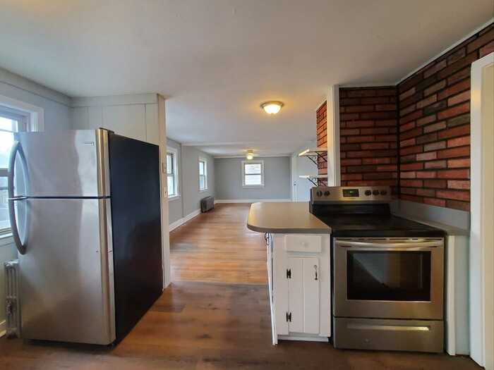 74 Park St #3 - Photo 4 of 17