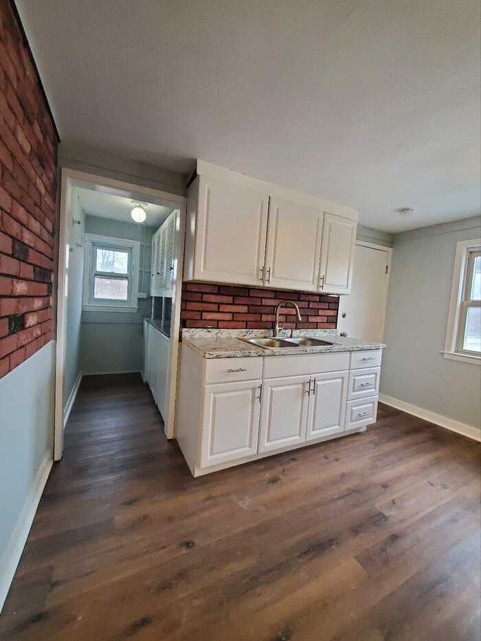 74 Park St #3 - Photo 6 of 17