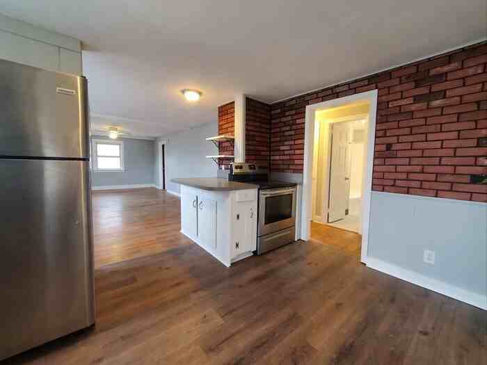 74 Park St #3 - Photo 7 of 17