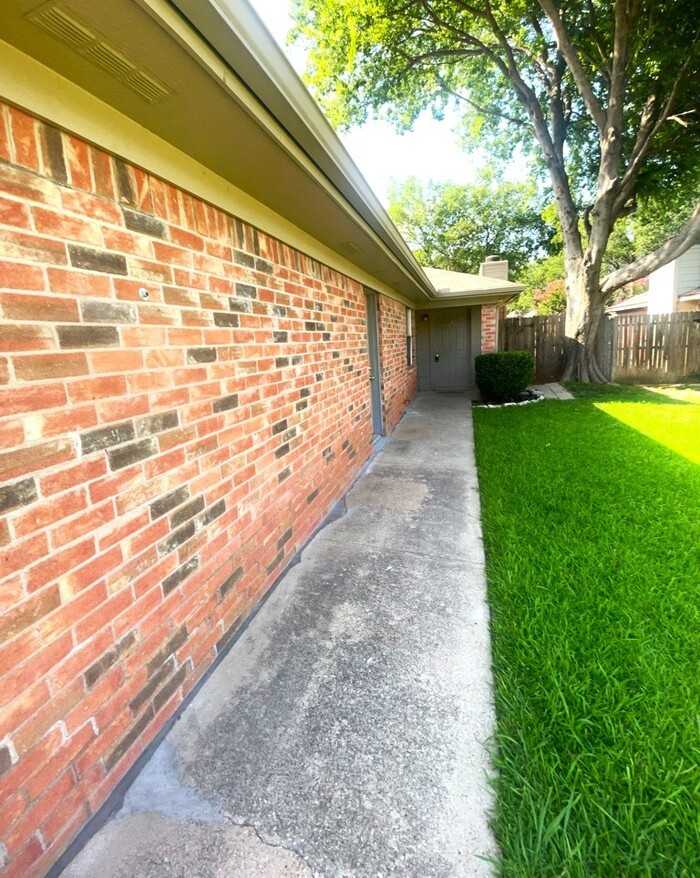 691 Lantana Dr #691 - Photo 3 of 26