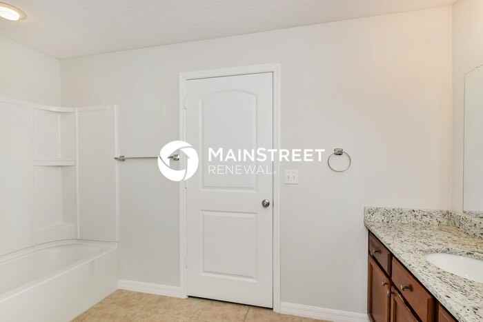 452 Ocho Rios Ave - Photo 6 of 15