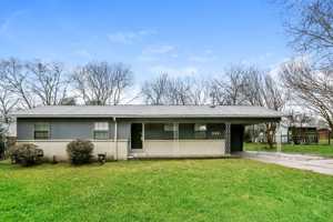featured image of 529 Wolcott Cir