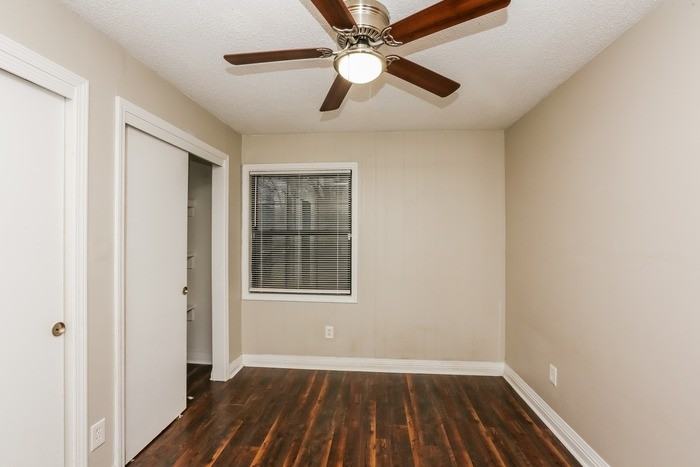 529 Wolcott Cir - Photo 6 of 10