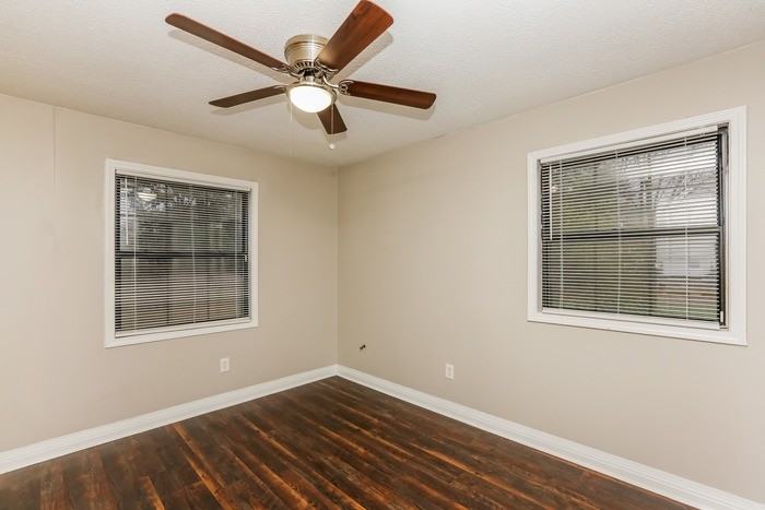 529 Wolcott Cir - Photo 7 of 10