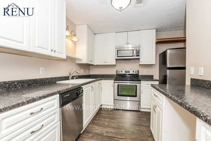 745 Longhunter Ct - Photo 4 of 18