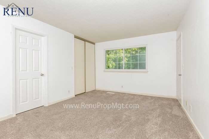 745 Longhunter Ct - Photo 7 of 18