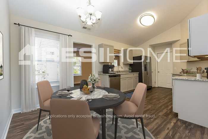 632 Zellwood Dr - Photo 3 of 15