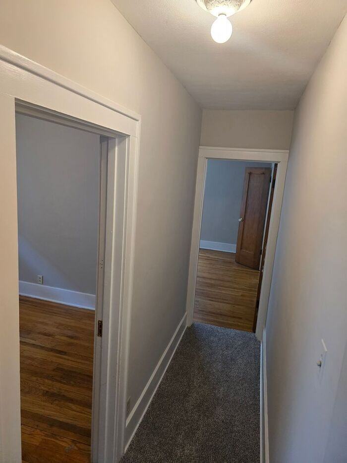 4918 California St - Photo 6 of 11