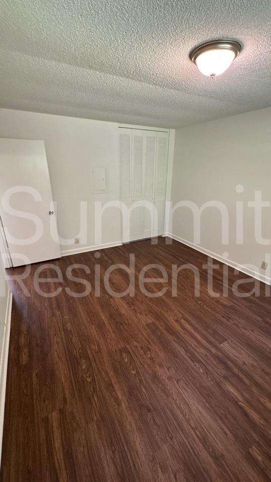 5321 Townes Ct - Photo 7 of 11