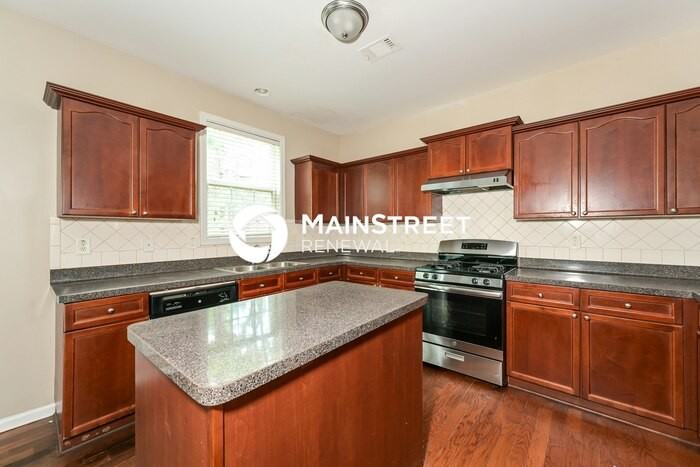 942 Creek Bottom Rd - Photo 6 of 18